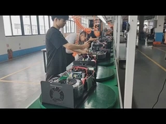 3KVA शुद्ध साइन वेव इन्वर्टर चार्जर 3000W DC24V 36V AC110V 220V 240V आउटपुट प्रकार के लिए